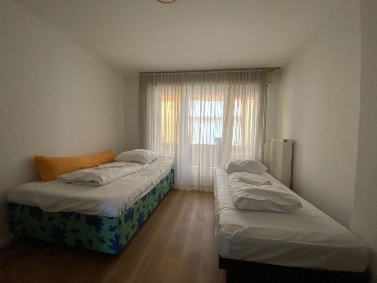 Schwalbacher Residenz Francoforte sul Meno Esterno foto